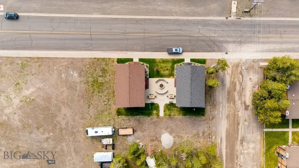 19 N Iris West Yellowstone MT 59758