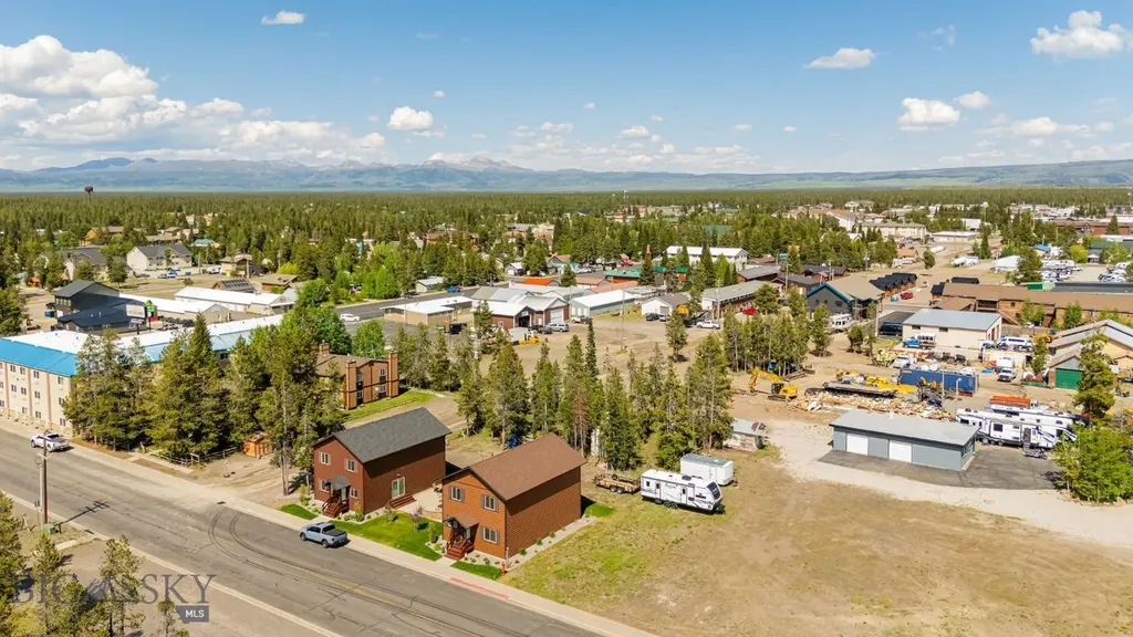 19 N Iris West Yellowstone MT 59758