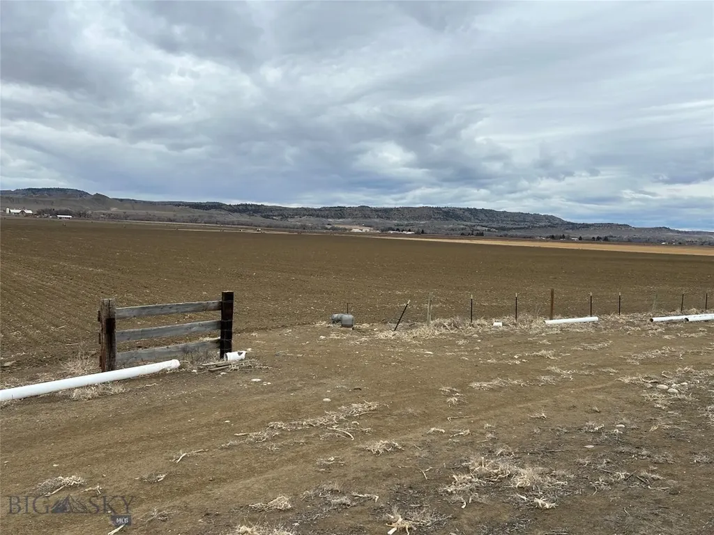 Tbd Lower River Road Fromberg MT 59029