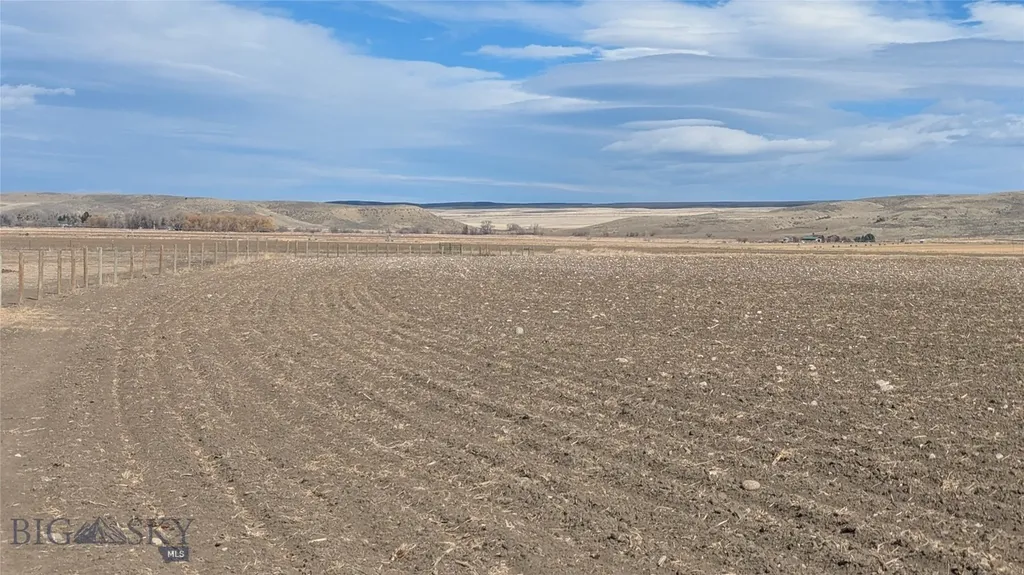 Tbd Lower River Road Fromberg MT 59029