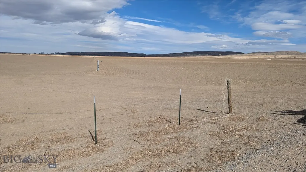 Tbd Lower River Road Fromberg MT 59029