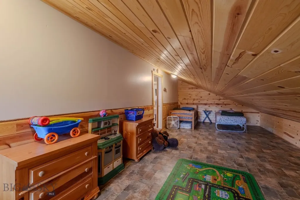 4214 Shoshone Road Island Park ID 83429