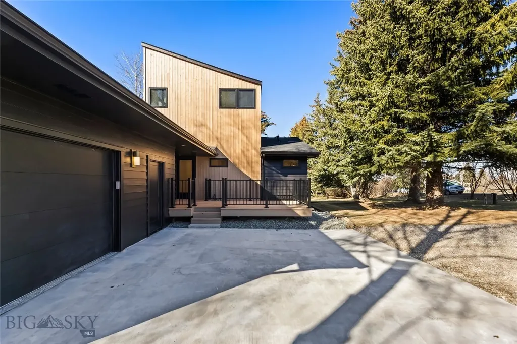 8454 Goldenstein Bozeman MT 59715