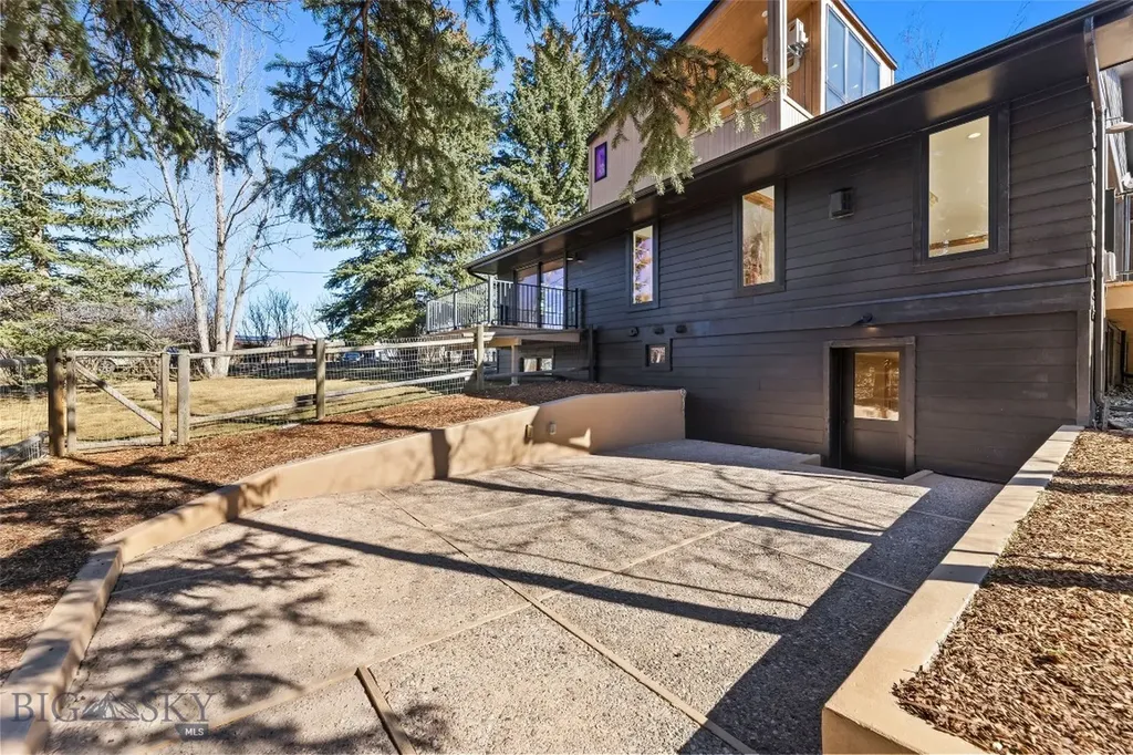 8454 Goldenstein Bozeman MT 59715