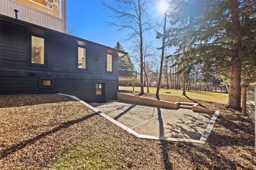 8454 Goldenstein Bozeman MT 59715