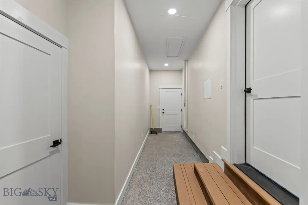 8454 Goldenstein Bozeman MT 59715