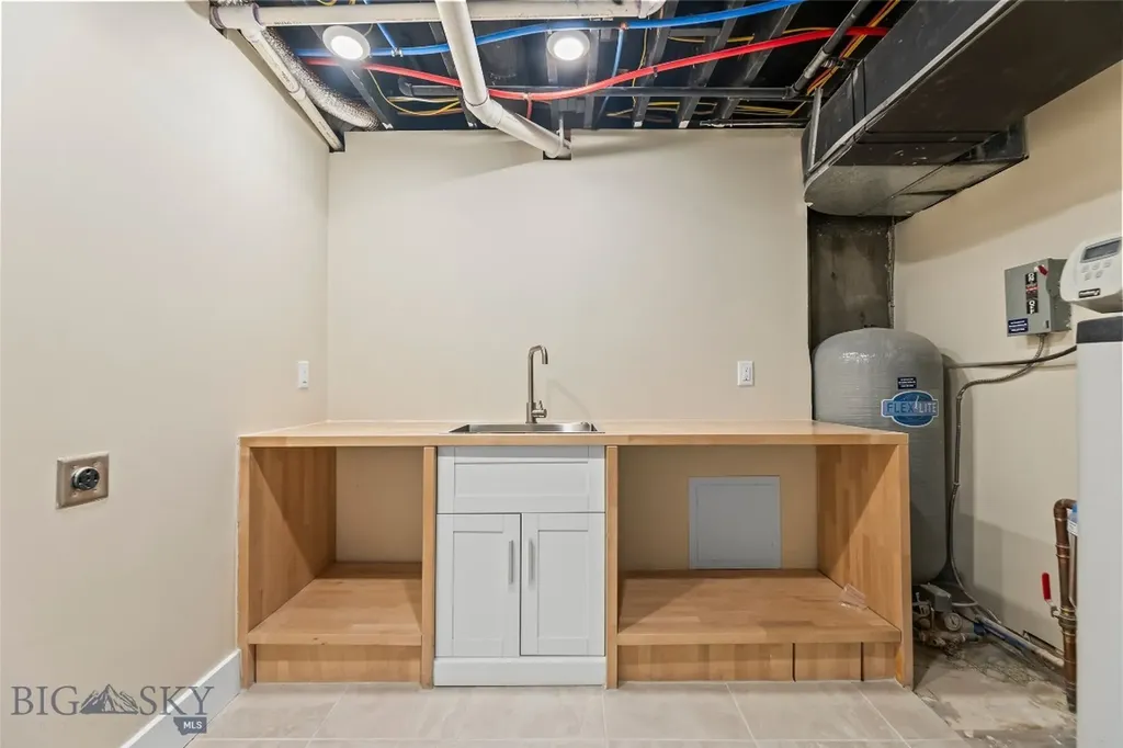 8454 Goldenstein Bozeman MT 59715