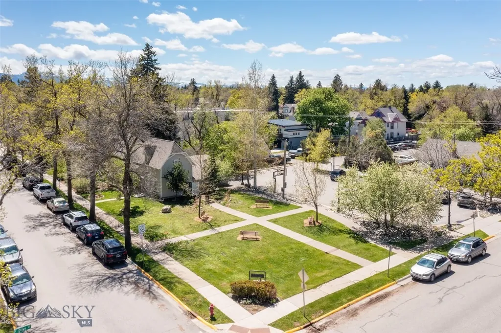 209 S Tracy Bozeman MT 59715