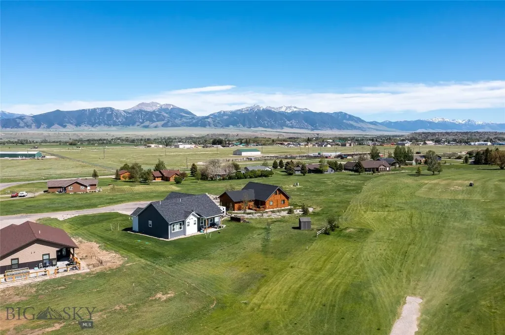 8 Ramshorn Mountain Court Ennis MT 59729