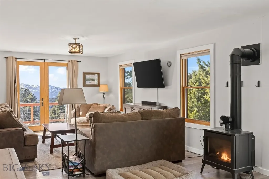 34 Mountain Springs Lane Bozeman MT 59715