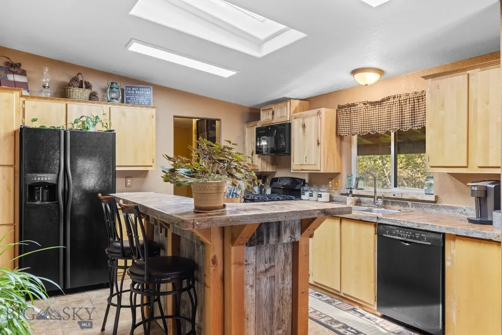 2621 Jackrabbit Lane Bozeman MT 59718