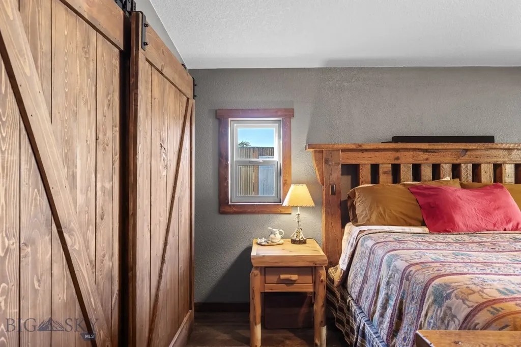 2621 Jackrabbit Lane Bozeman MT 59718