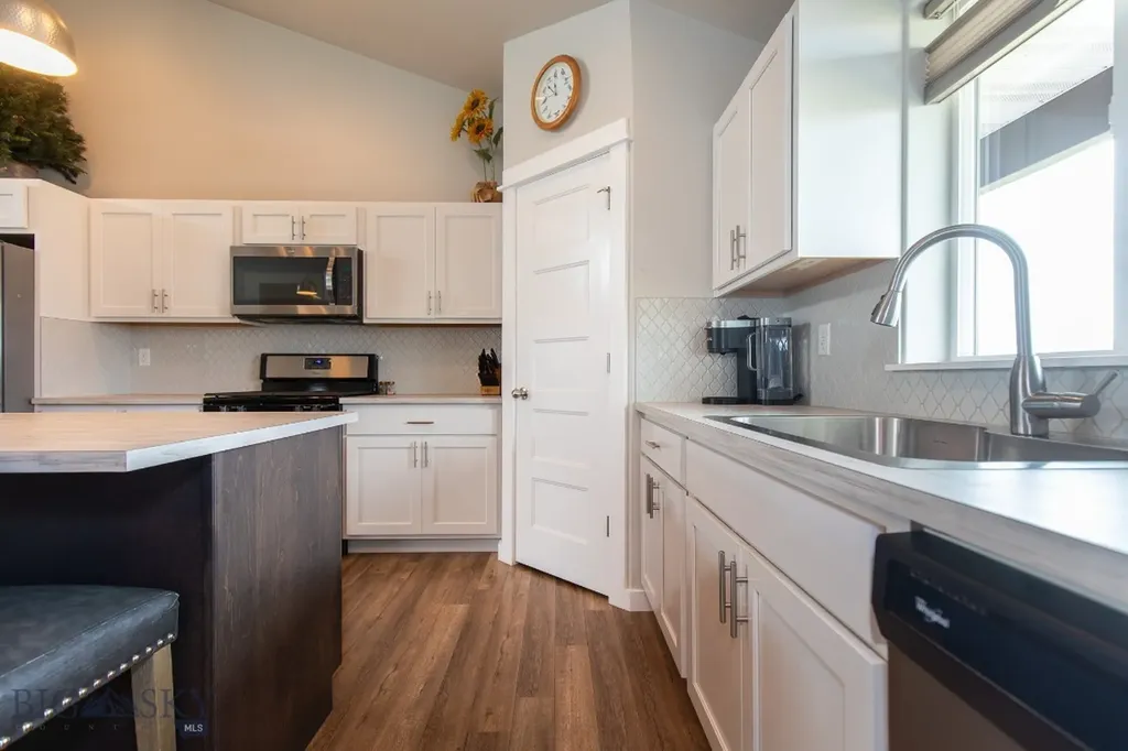 287 Stephanie Lane Bozeman MT 59718