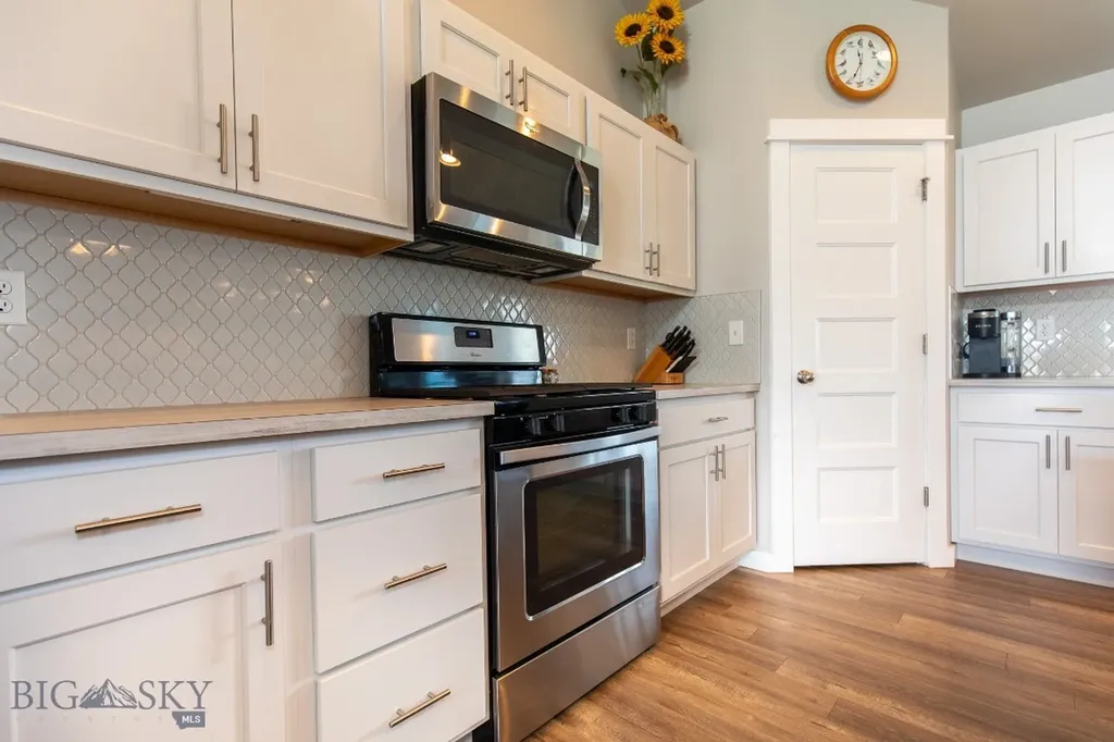 287 Stephanie Lane Bozeman MT 59718
