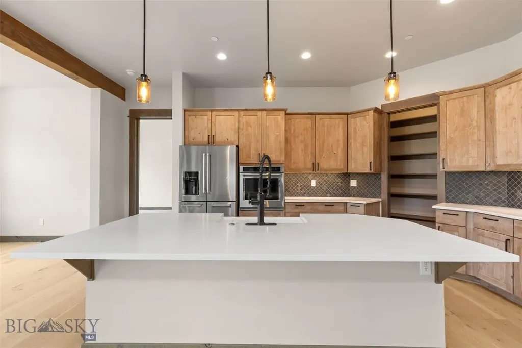 50 Cushing Lane Amsterdam MT 59741