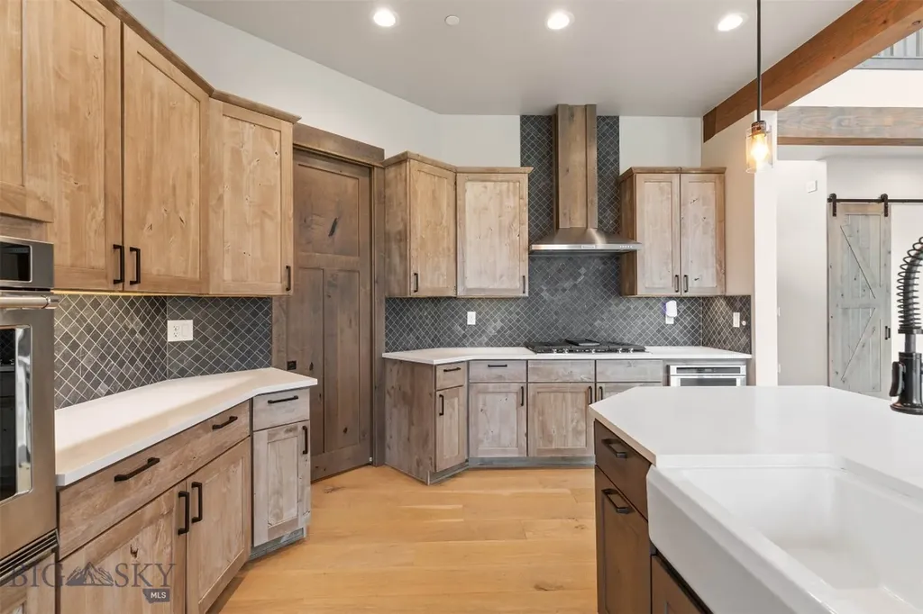 50 Cushing Lane Amsterdam MT 59741