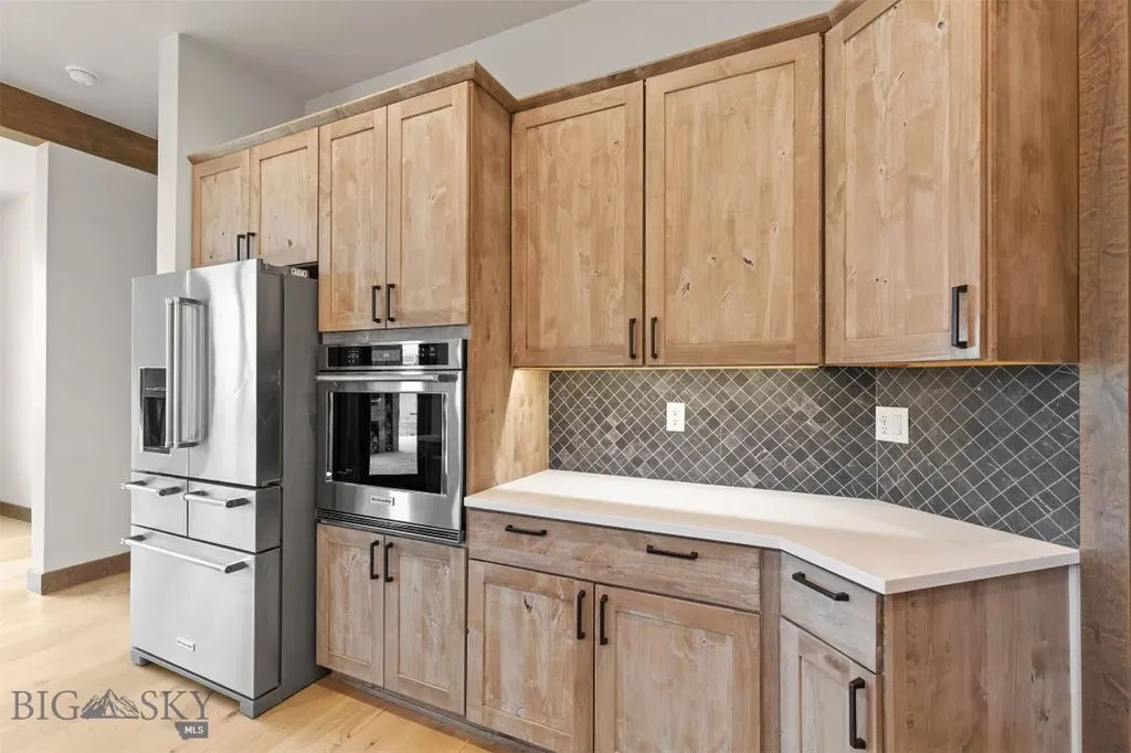 50 Cushing Lane Amsterdam MT 59741