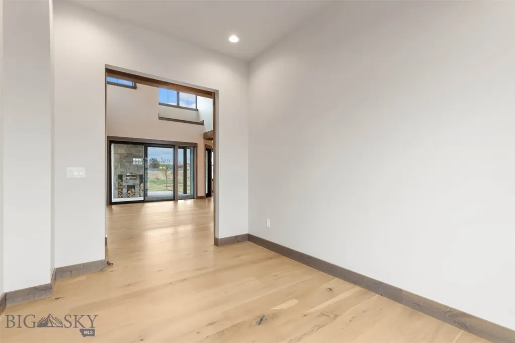 50 Cushing Lane Amsterdam MT 59741