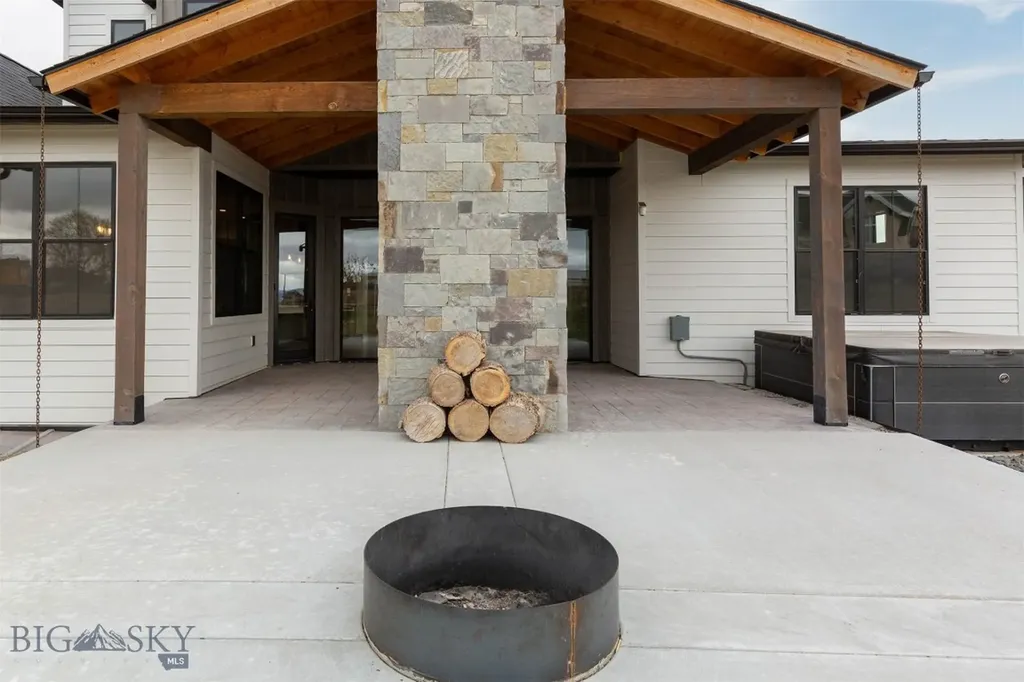 50 Cushing Lane Amsterdam MT 59741