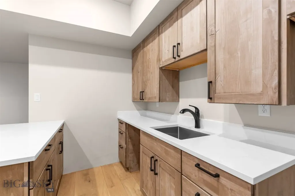 50 Cushing Lane Amsterdam MT 59741