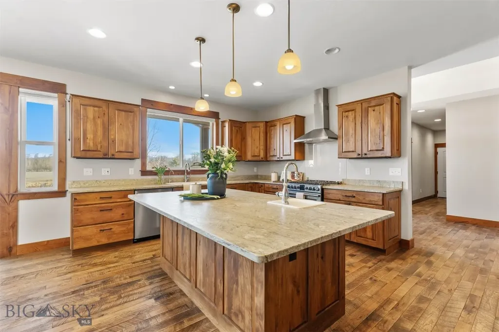 285 Water Fowl Way Bozeman MT 59718