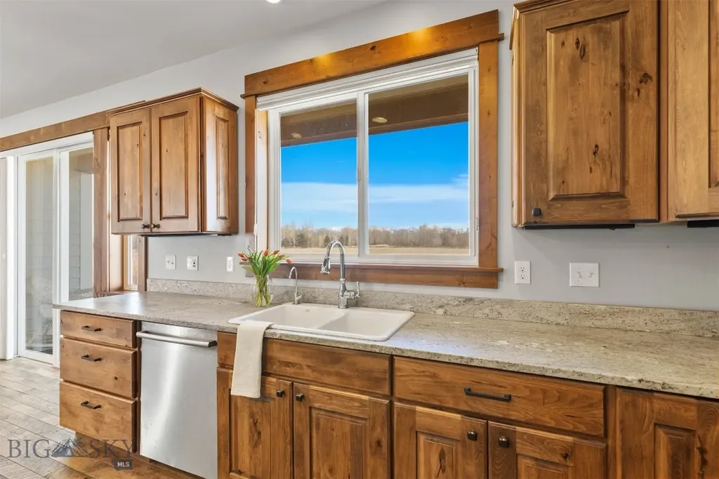 285 Water Fowl Way Bozeman MT 59718