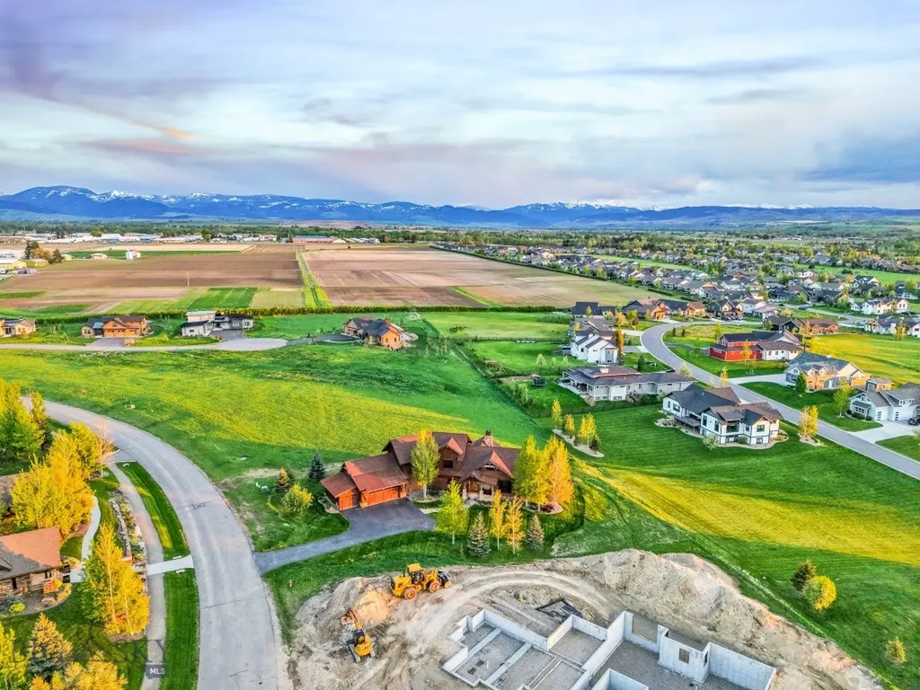 171 Brave Heart Loop Bozeman MT 59718