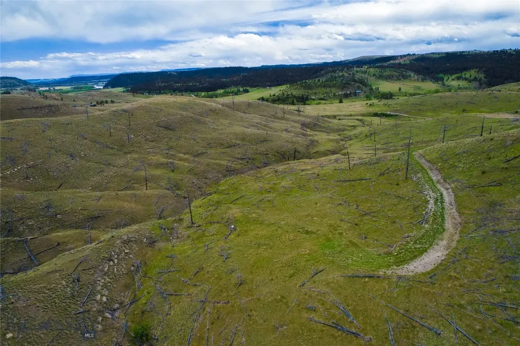 Tbd Coyote Pass Columbus MT 59019