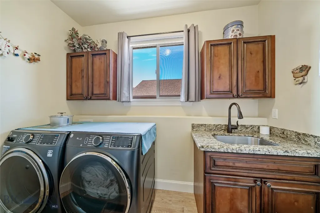 304 Farmall Lane Manhattan MT 59741