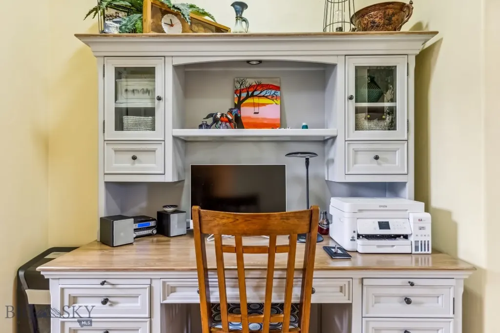 304 Farmall Lane Manhattan MT 59741