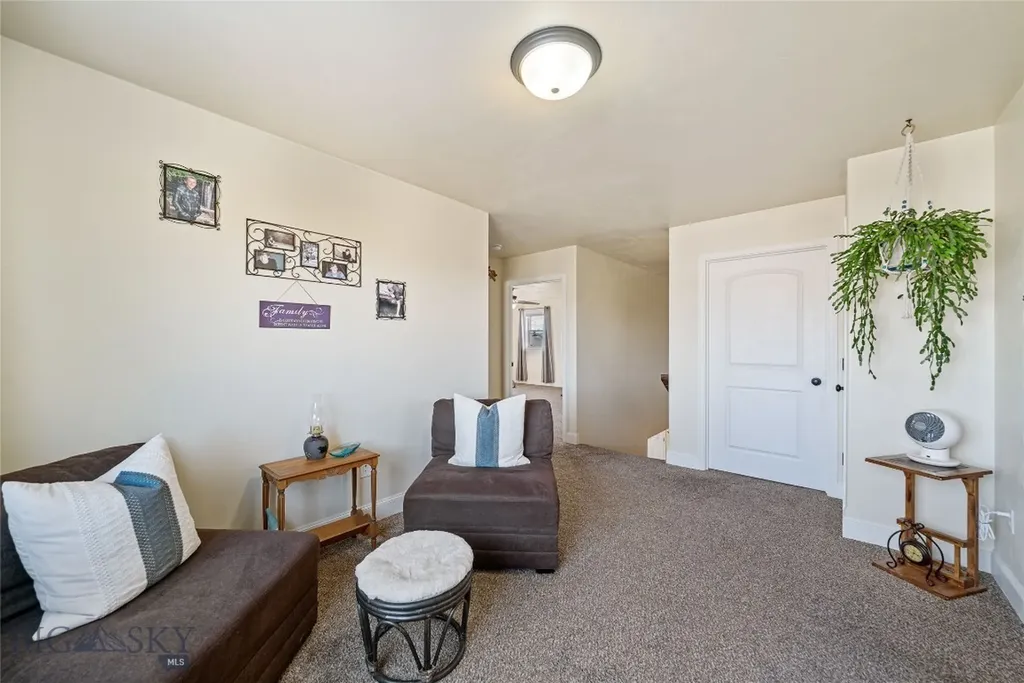 304 Farmall Lane Manhattan MT 59741