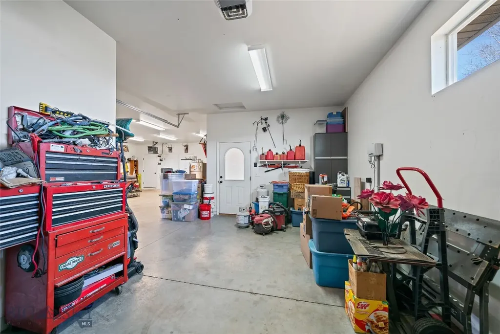 304 Farmall Lane Manhattan MT 59741