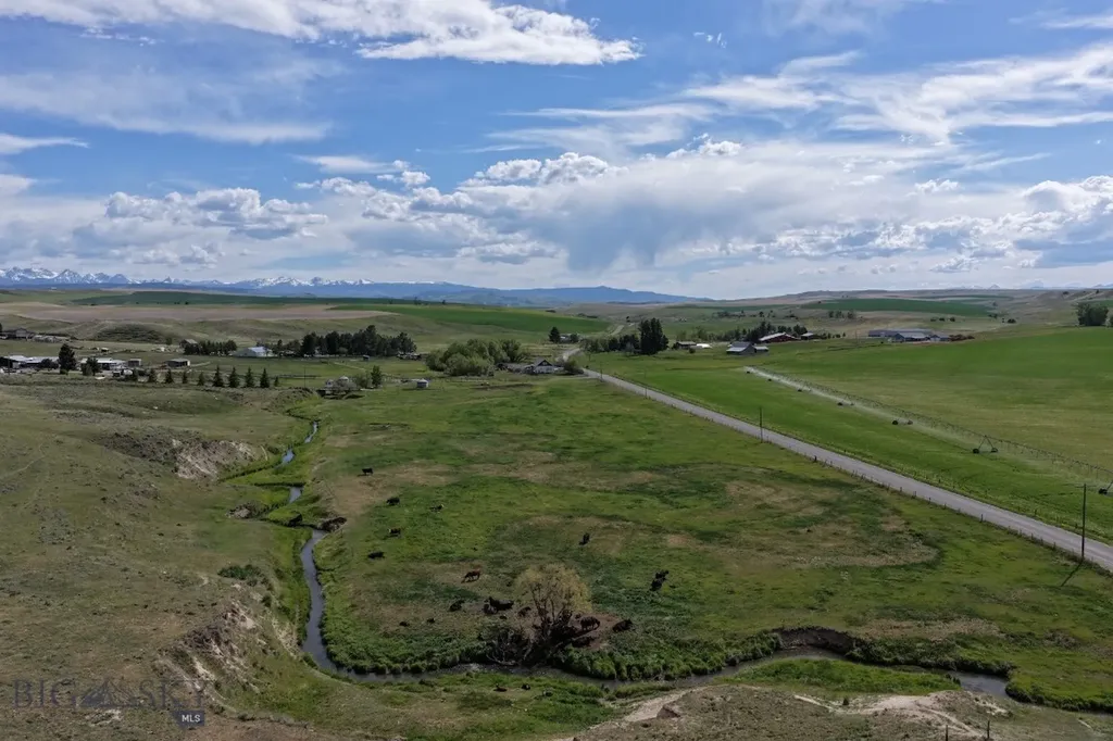 8200 Camp Creek Road Manhattan MT 59741