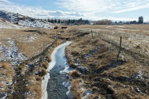 8200 Camp Creek Road Manhattan MT 59741