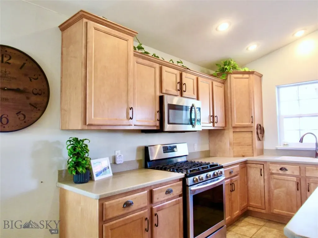 3020 E Copper Ridge Billings MT 59106