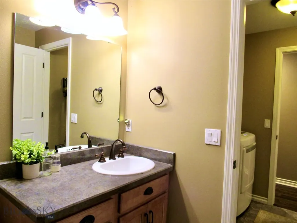 3020 E Copper Ridge Billings MT 59106