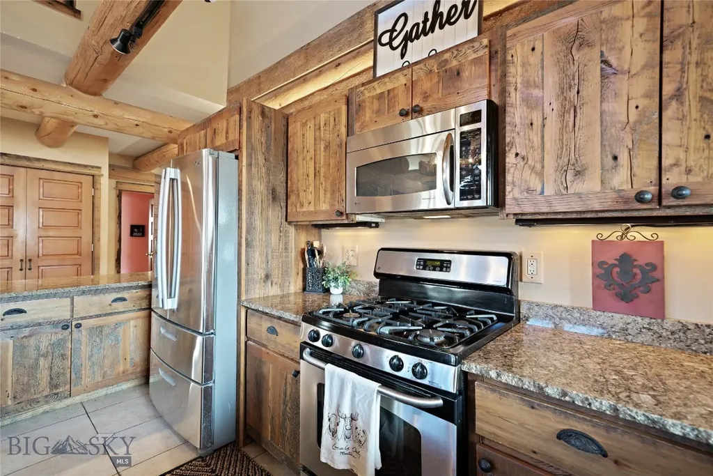 1460 Horseshoe Gulch Road Manhattan MT 59741