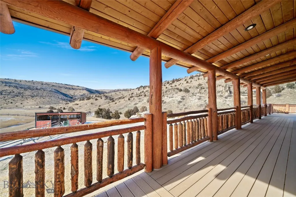 1460 Horseshoe Gulch Road Manhattan MT 59741