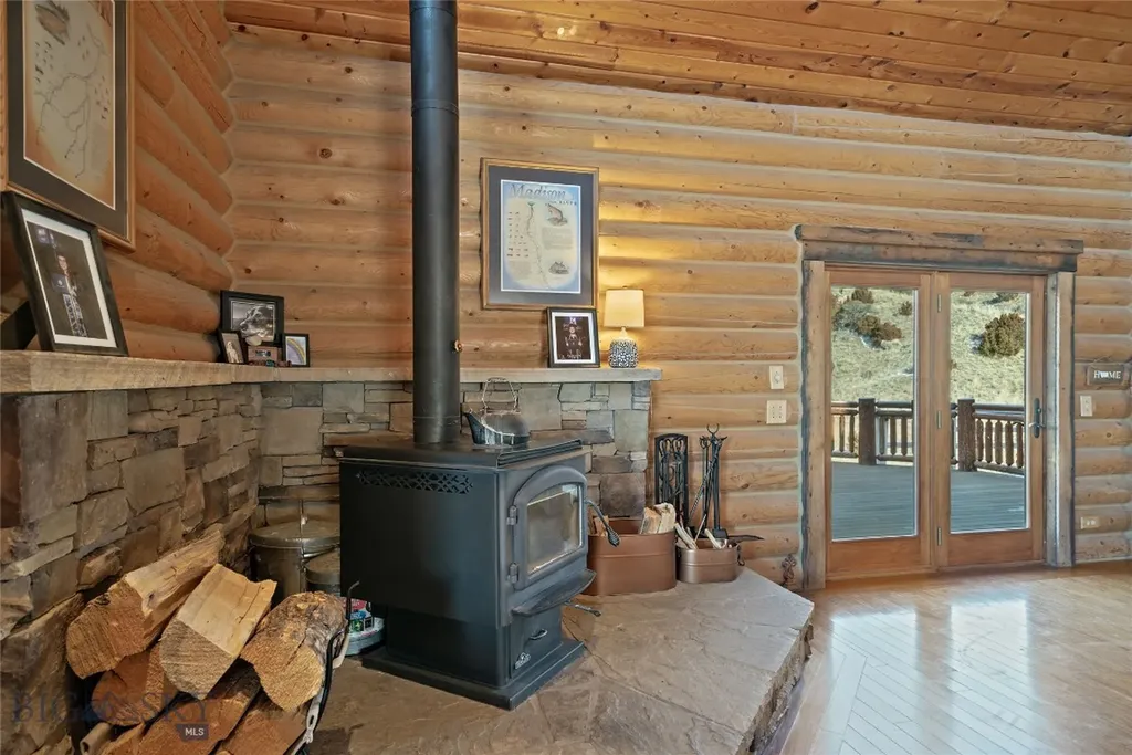 1460 Horseshoe Gulch Road Manhattan MT 59741
