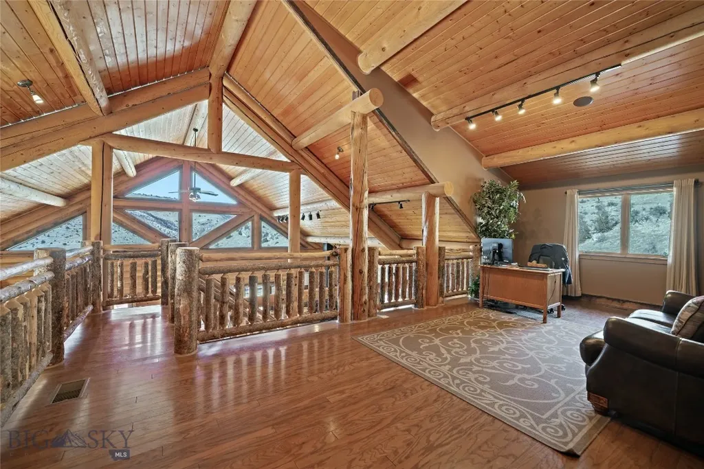 1460 Horseshoe Gulch Road Manhattan MT 59741