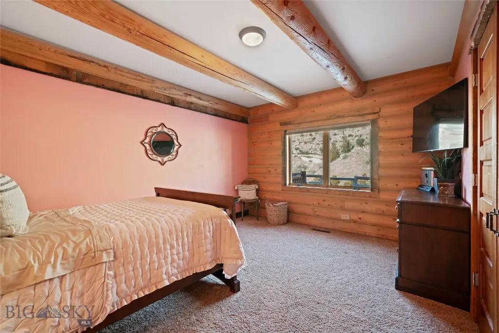 1460 Horseshoe Gulch Road Manhattan MT 59741