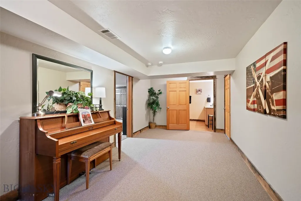1460 Horseshoe Gulch Road Manhattan MT 59741