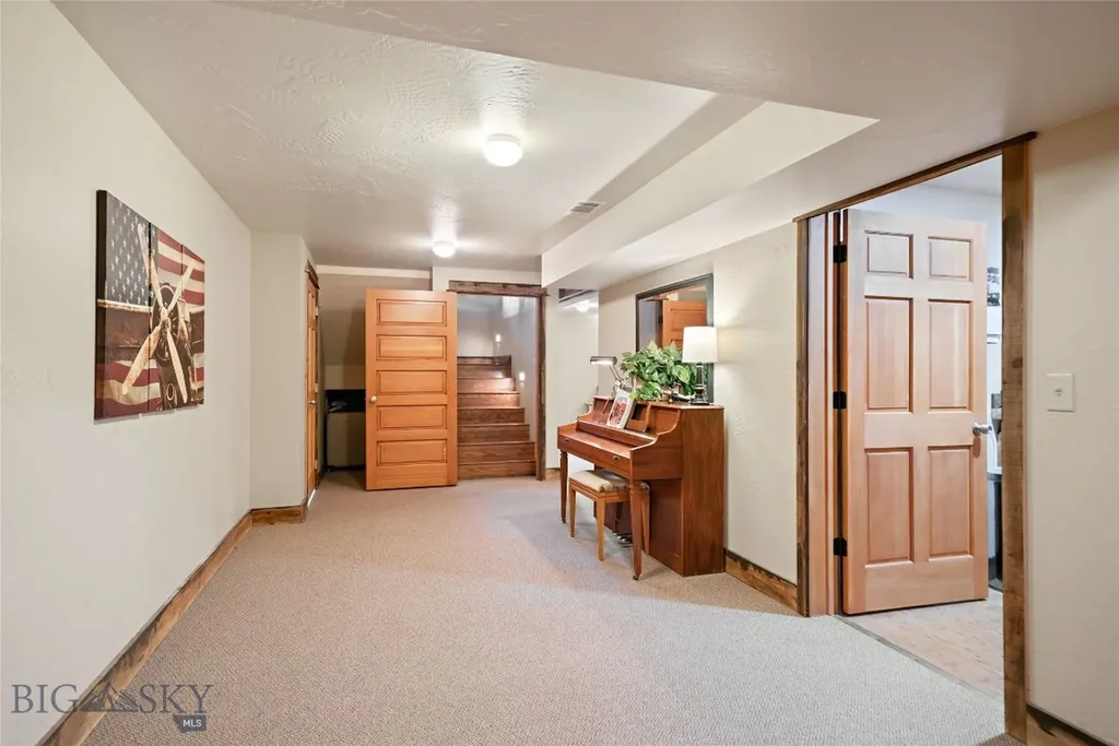 1460 Horseshoe Gulch Road Manhattan MT 59741