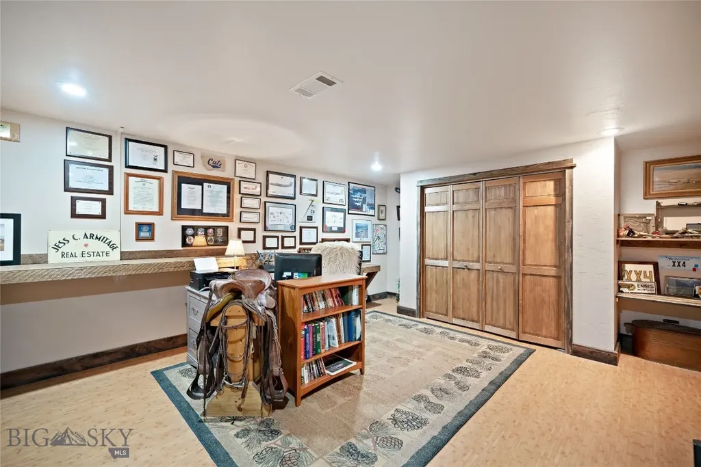 1460 Horseshoe Gulch Road Manhattan MT 59741
