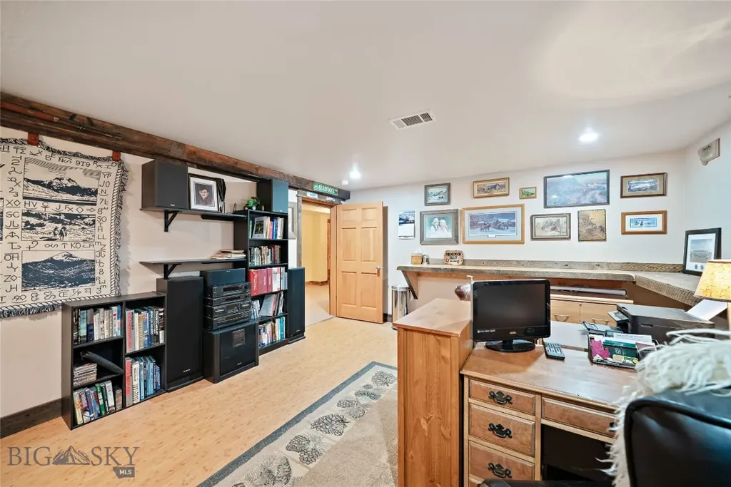 1460 Horseshoe Gulch Road Manhattan MT 59741