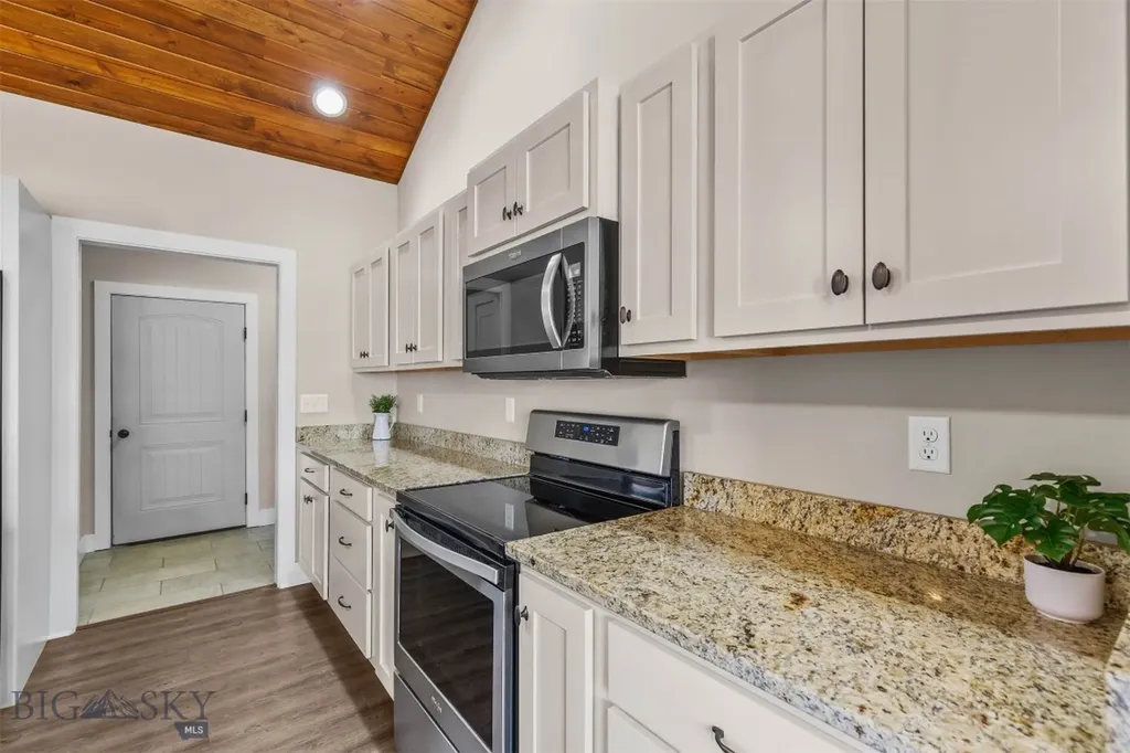 2608 Meriwether Drive S Livingston MT 59047