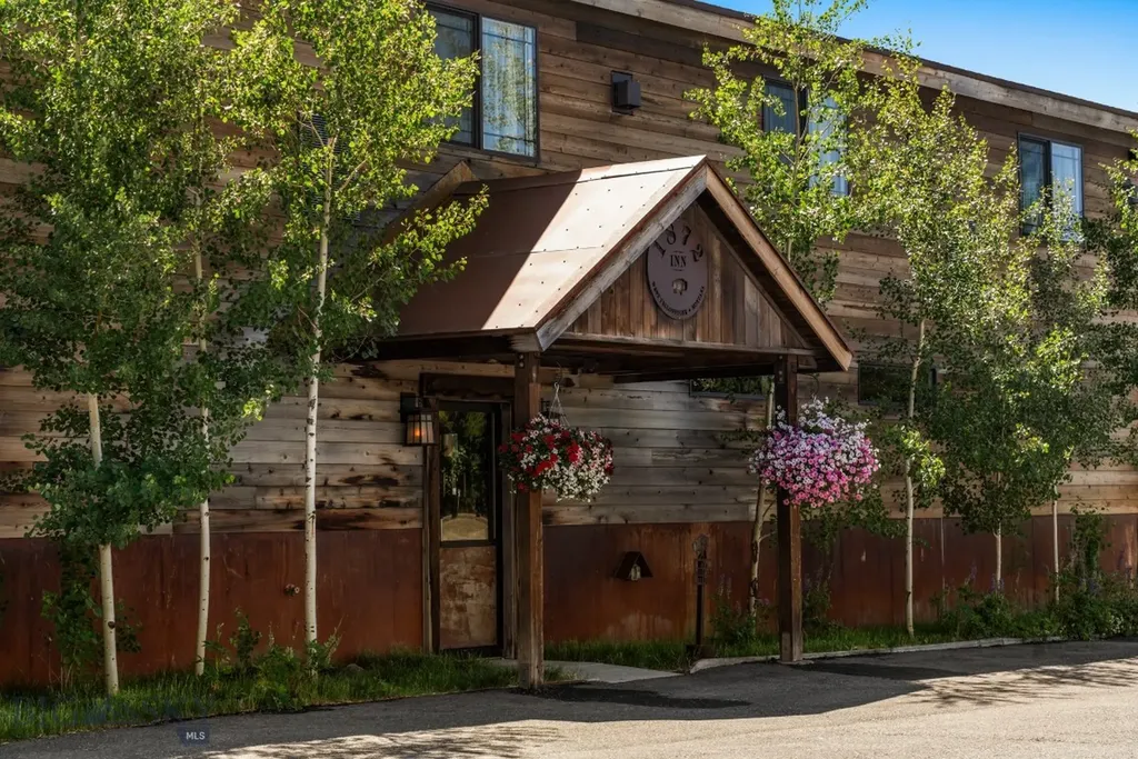 603 Yellowstone Avenue West Yellowstone MT 59758