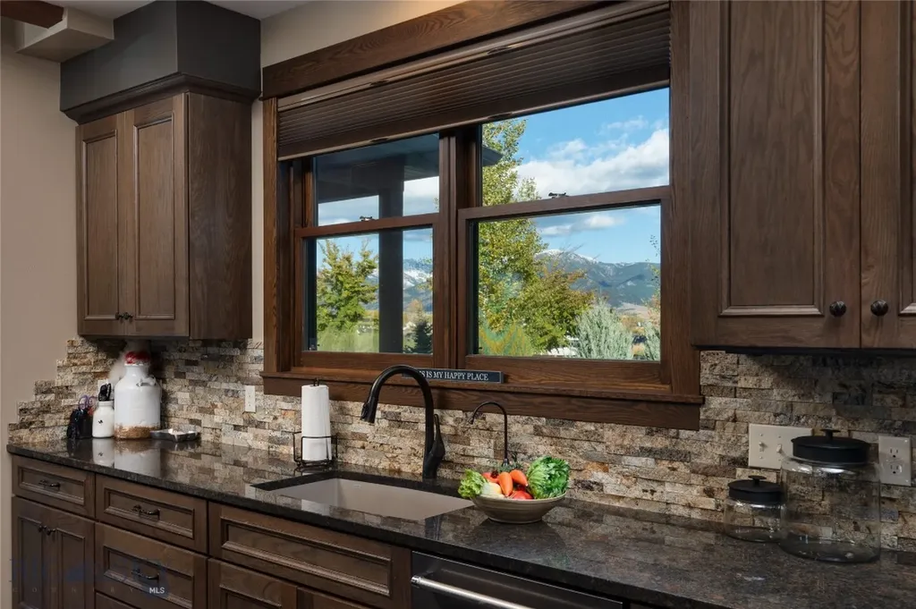 1502 Ryun Sun Way Bozeman MT 59718