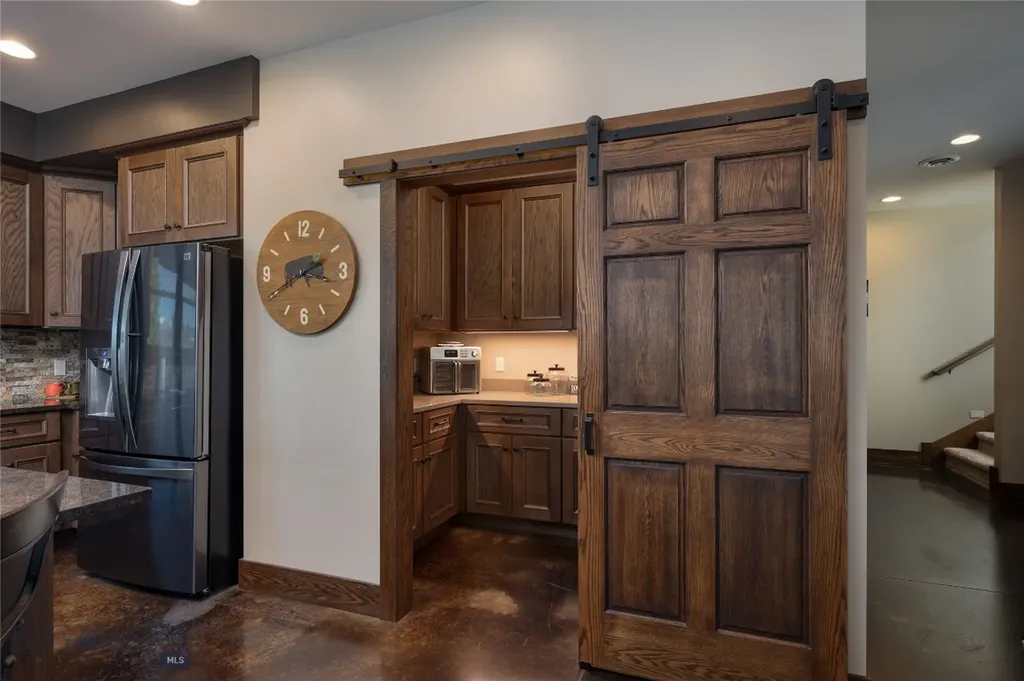 1502 Ryun Sun Way Bozeman MT 59718
