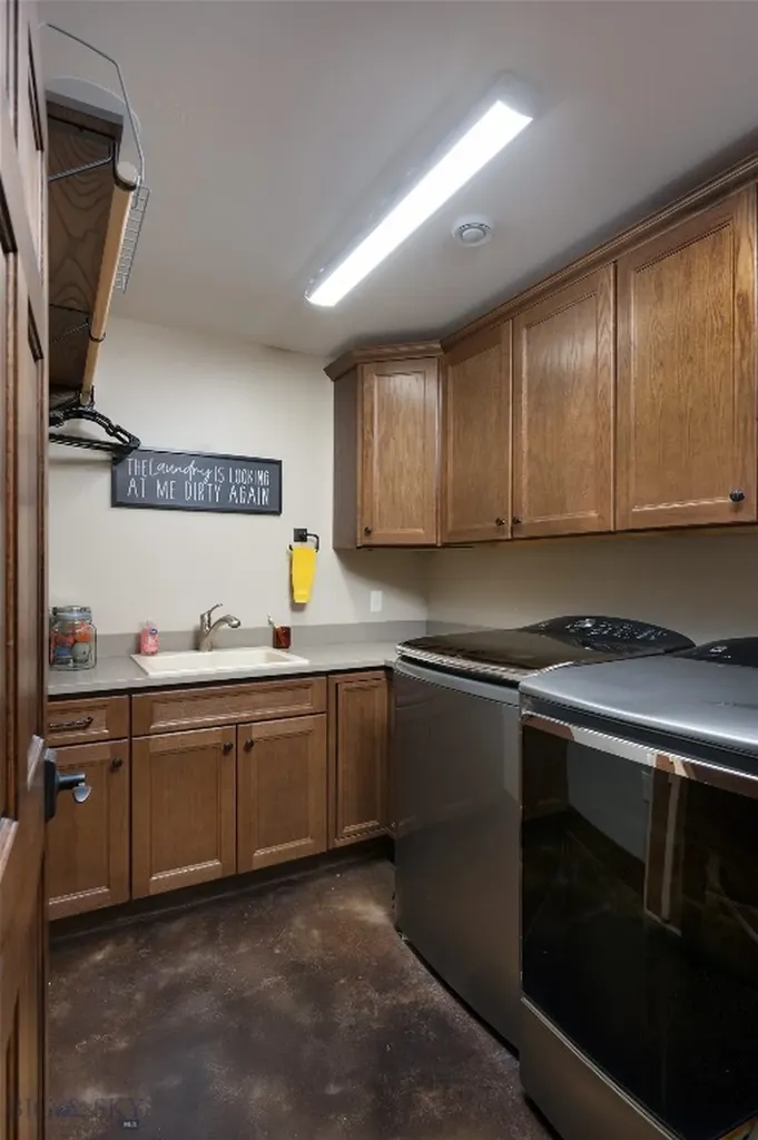 1502 Ryun Sun Way Bozeman MT 59718